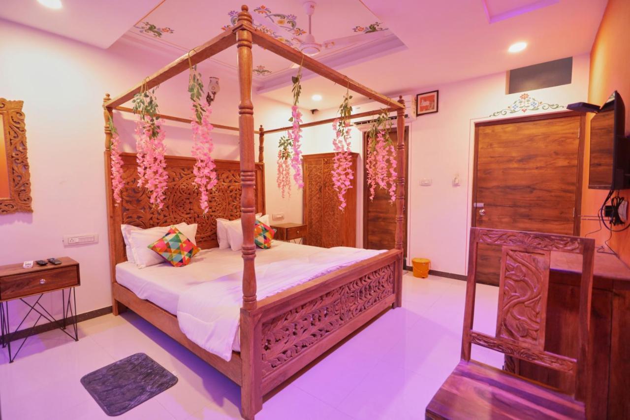 Hotel Neev Haweli Udajpur Zewnętrze zdjęcie